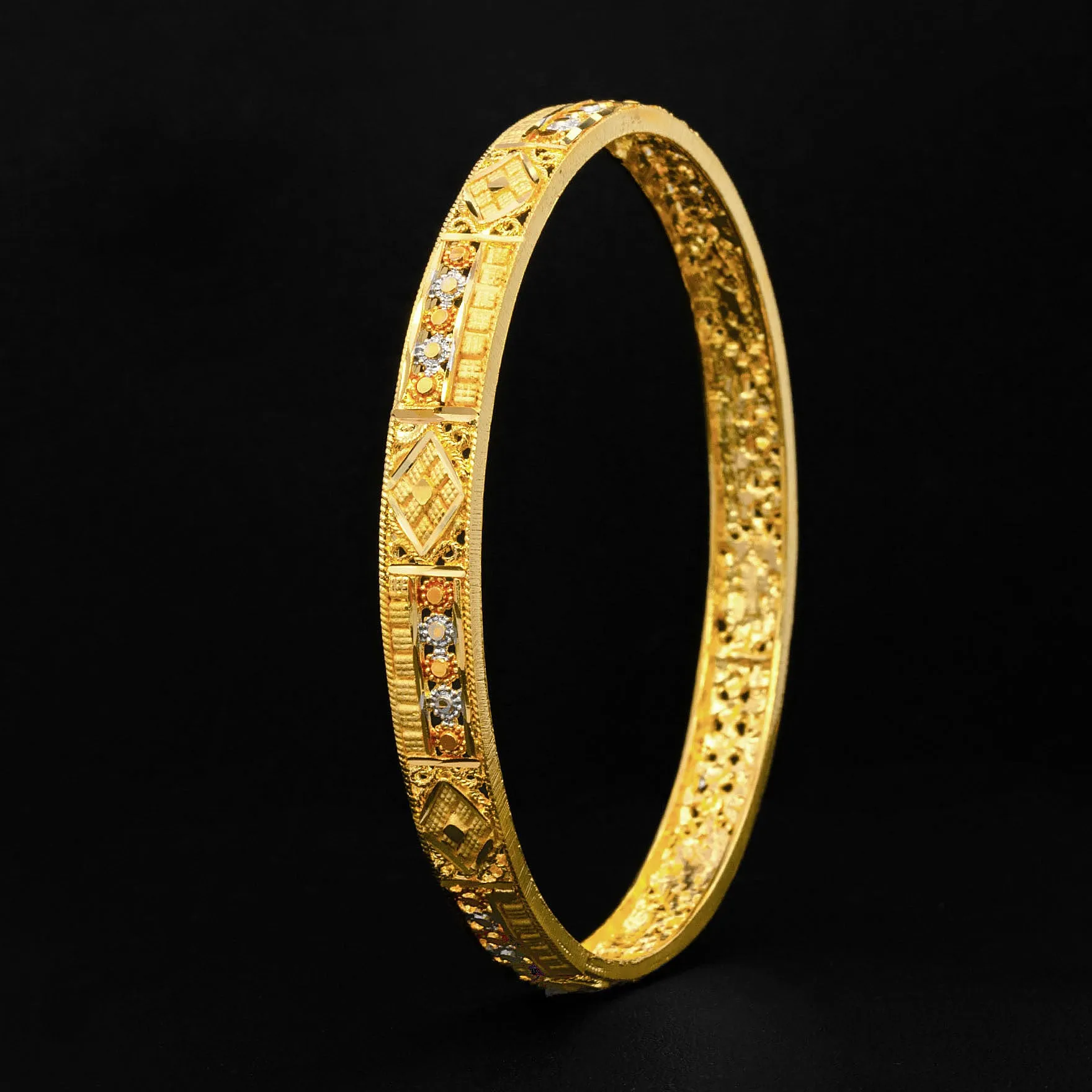 24ct Heavy Gold Plated Enamel Bangle PEB29-032