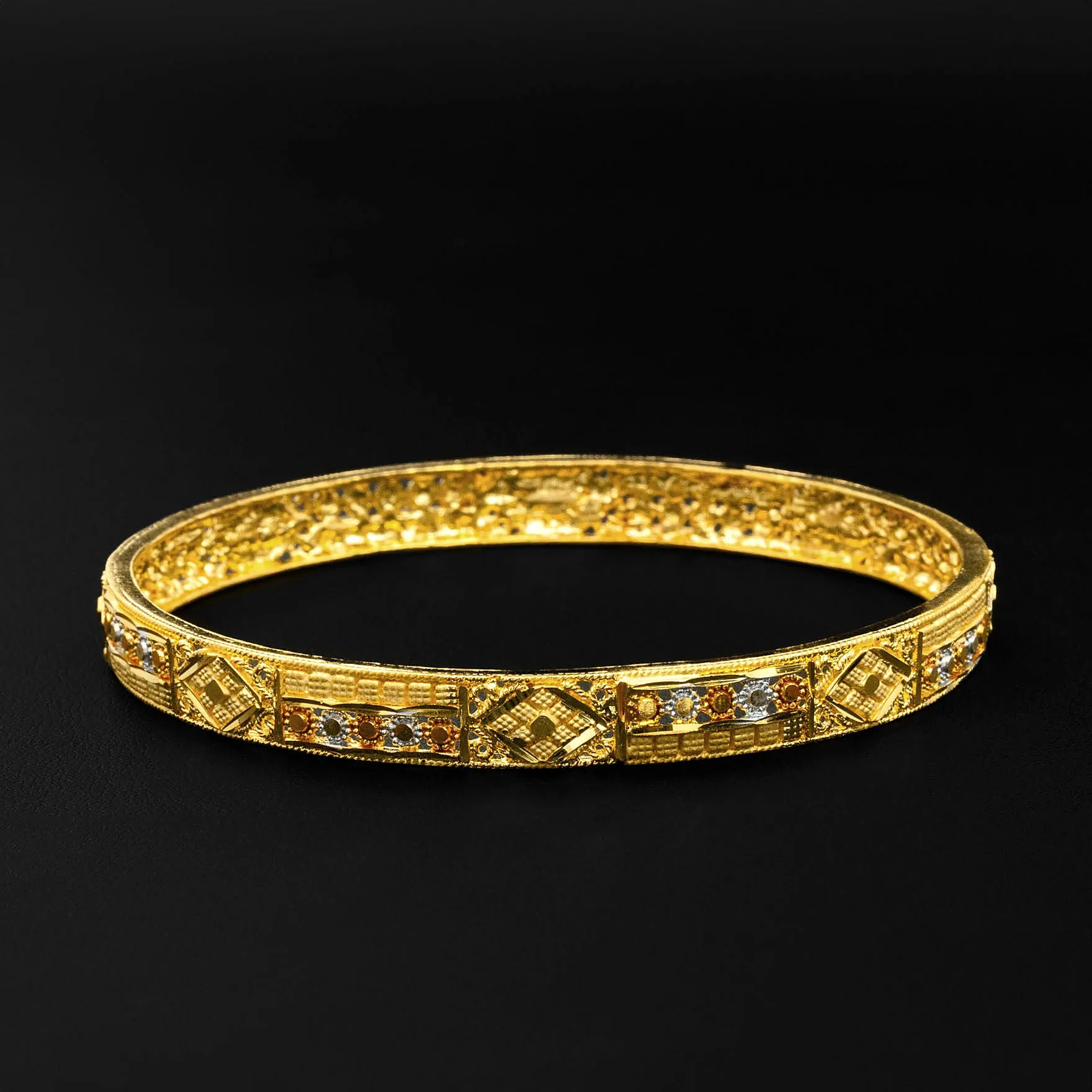 24ct Heavy Gold Plated Enamel Bangle PEB29-032