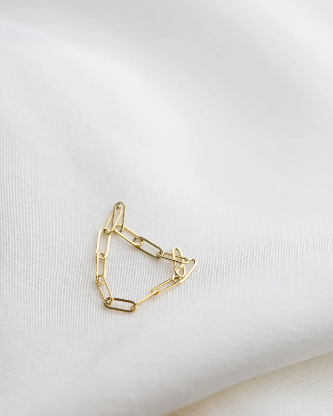 Bar Chain Ring