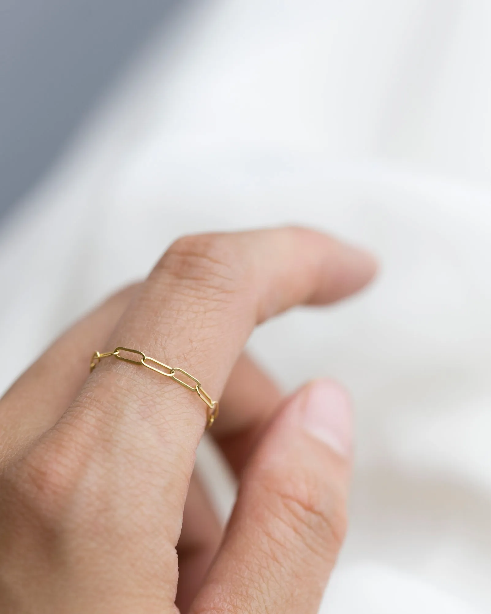 Bar Chain Ring
