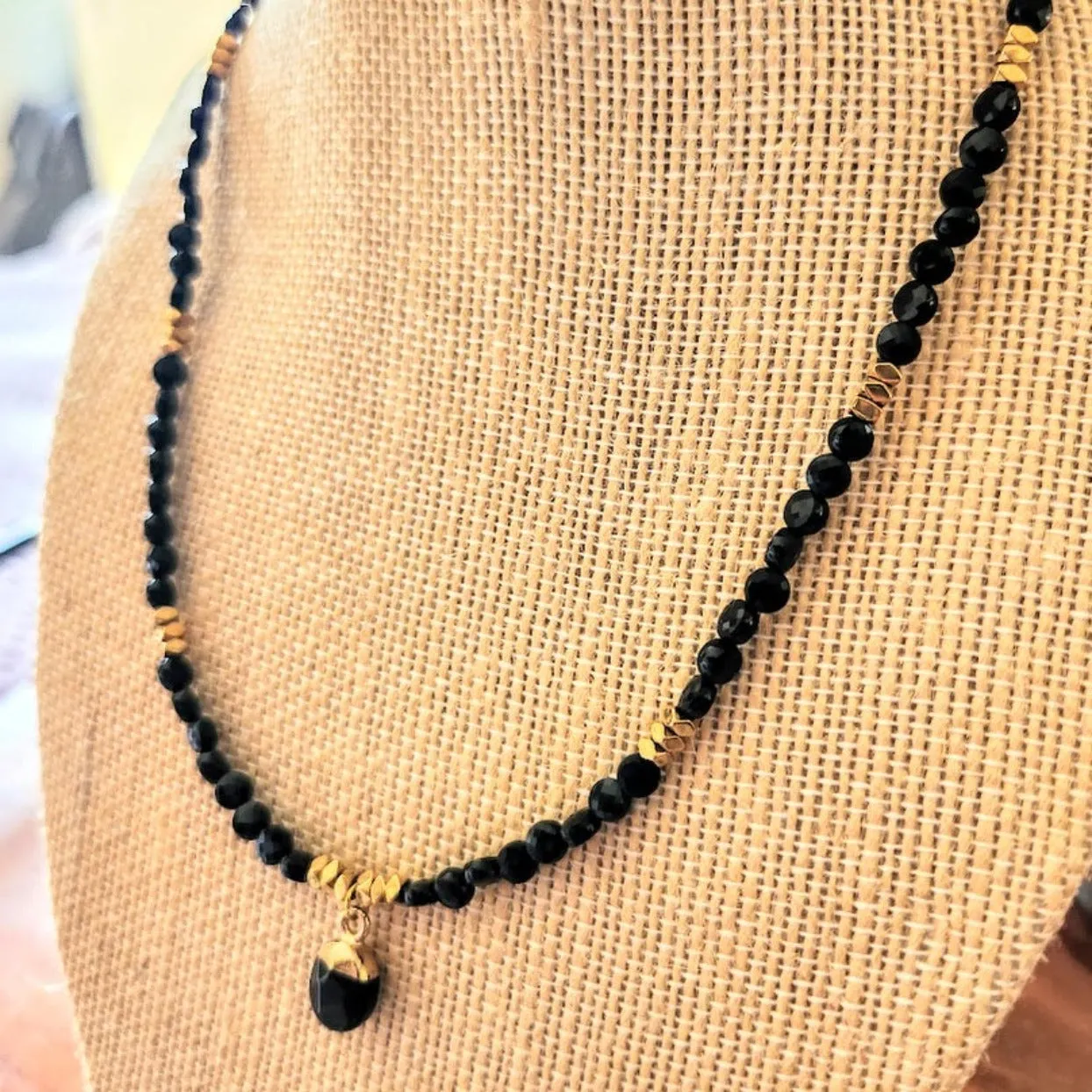 BLACK GOLD - ONYX HEMITITE CHARM NECKLACE