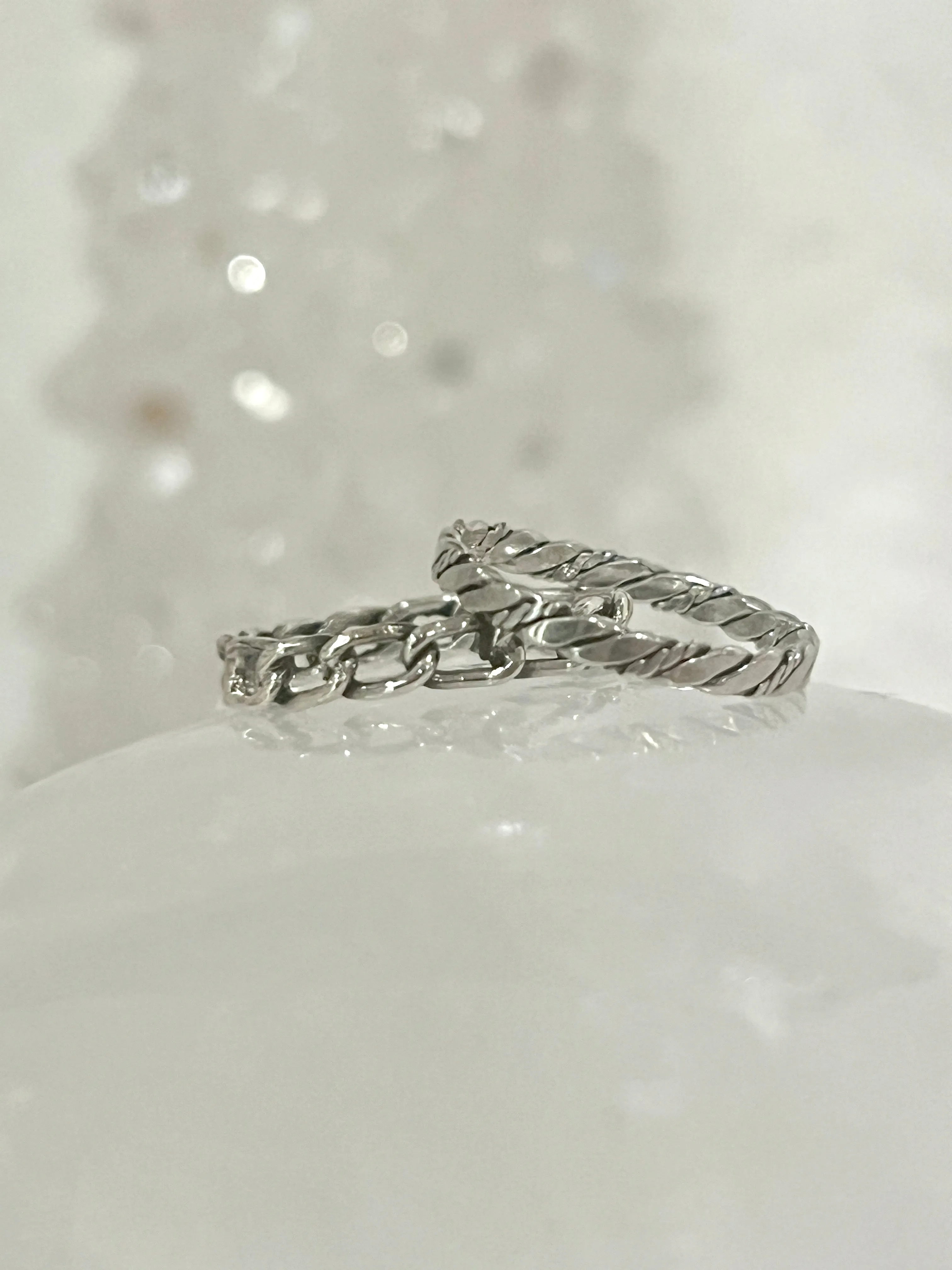 Dainty Twisted Rope Band Ring