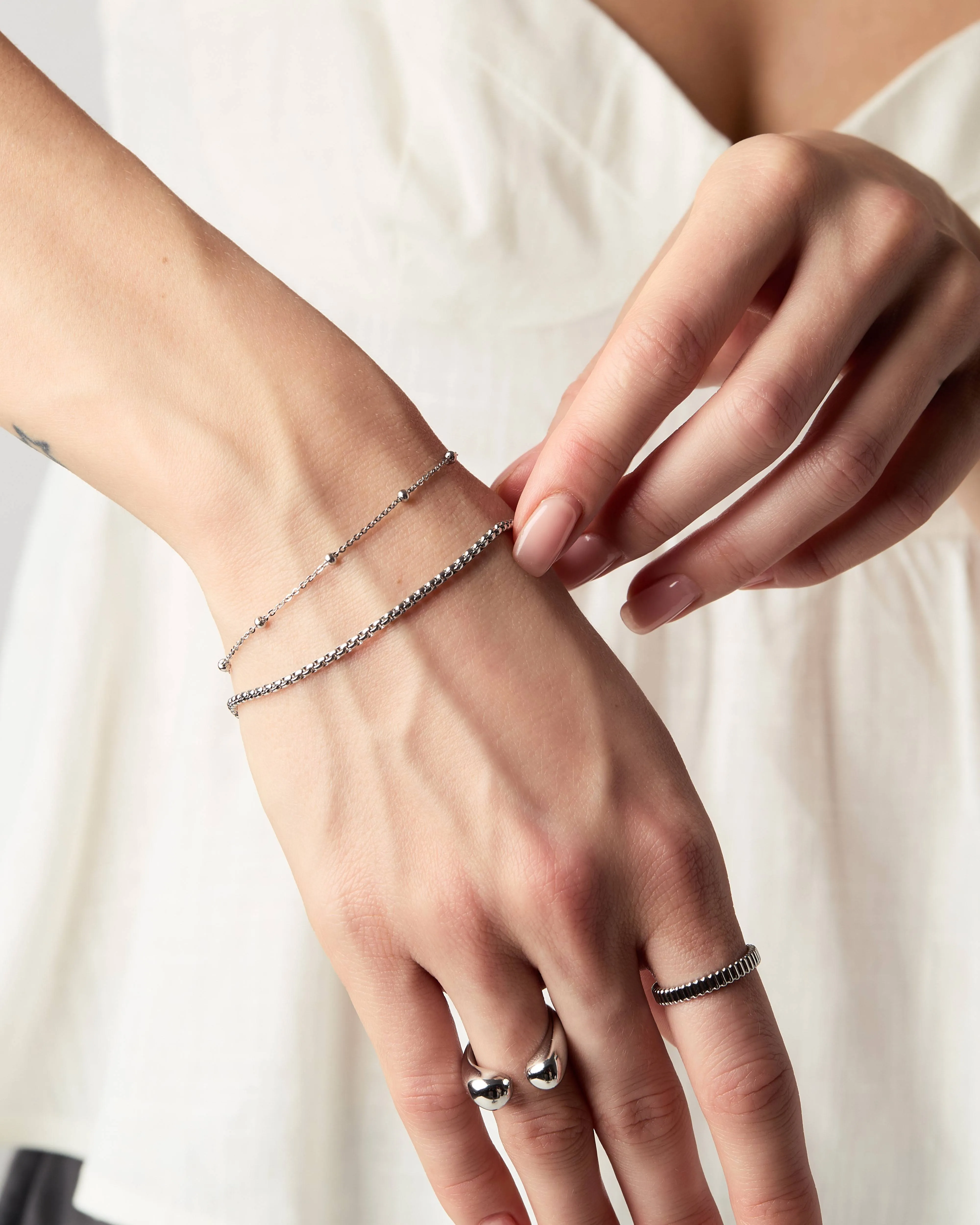 Essential Round Box Chain Bracelet
