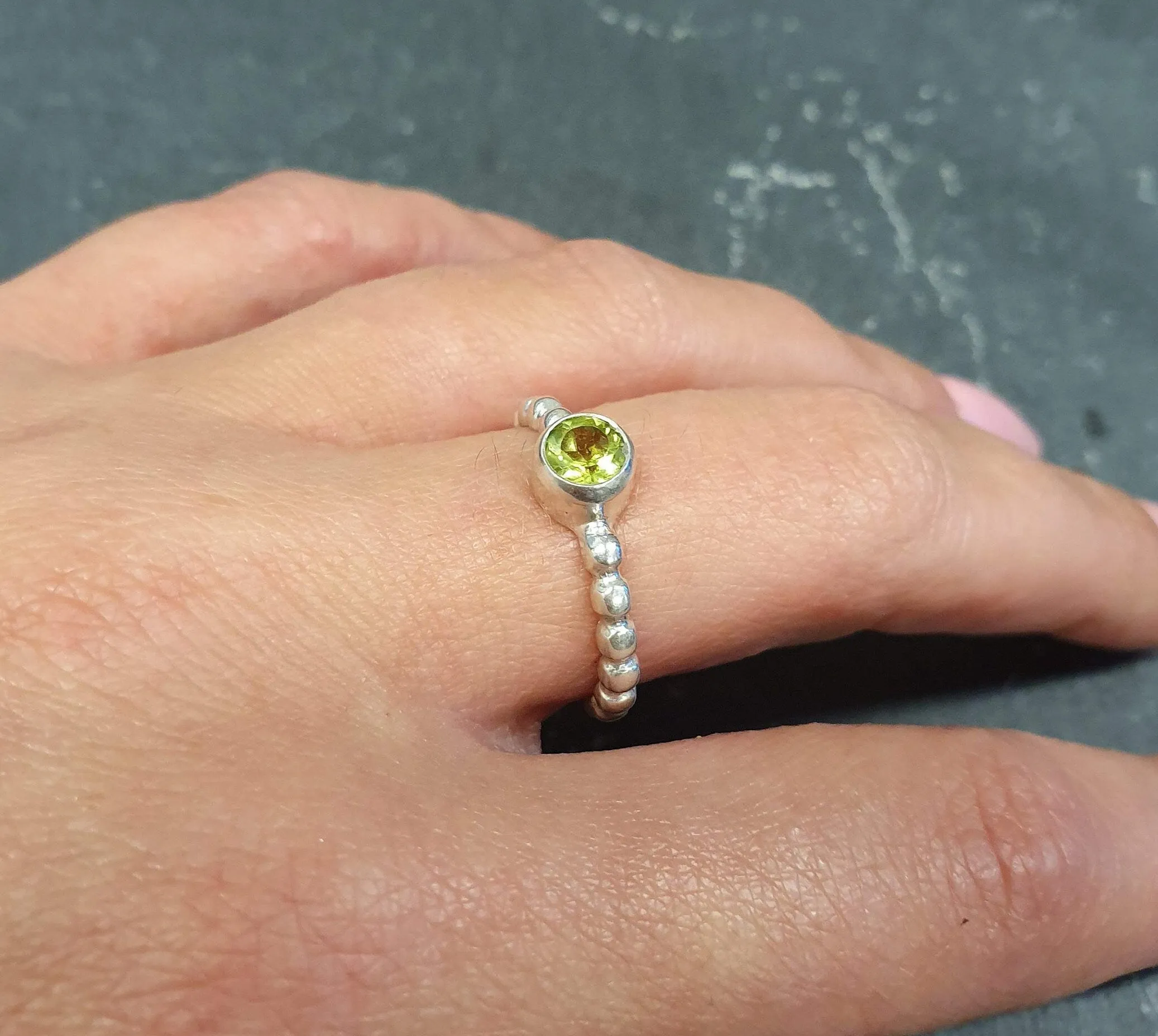 Peridot Ring - Green Solitaire Ring - Silver Bubble Band