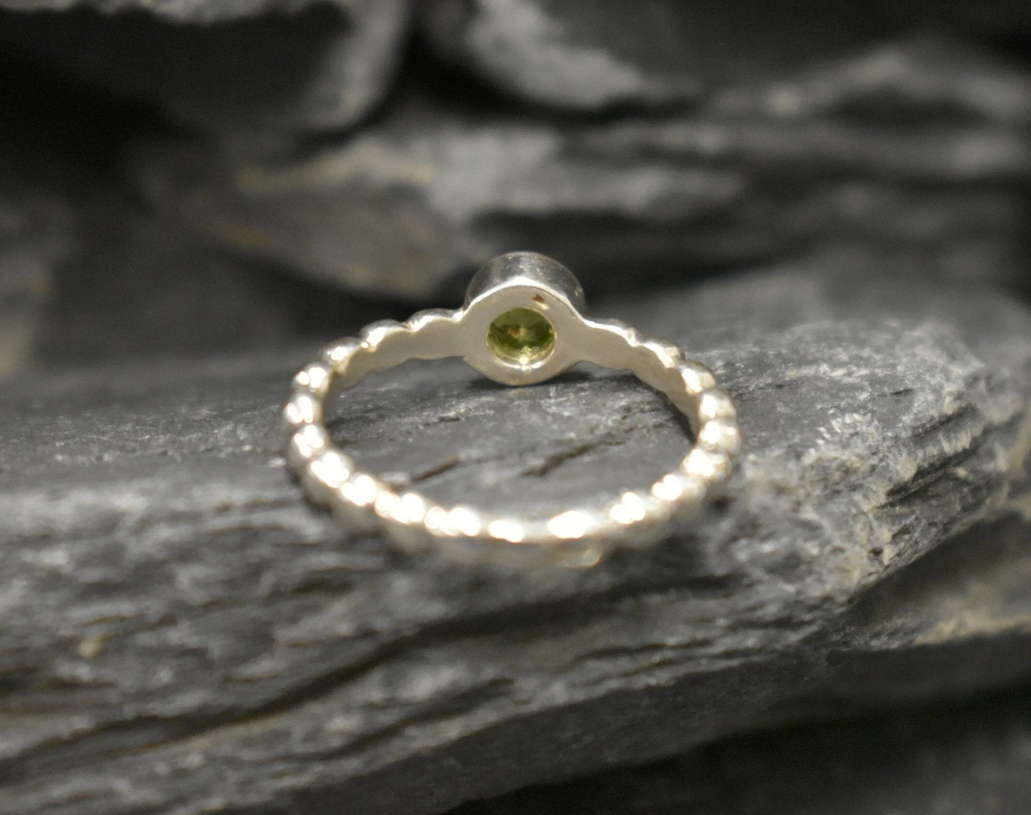 Peridot Ring - Green Solitaire Ring - Silver Bubble Band
