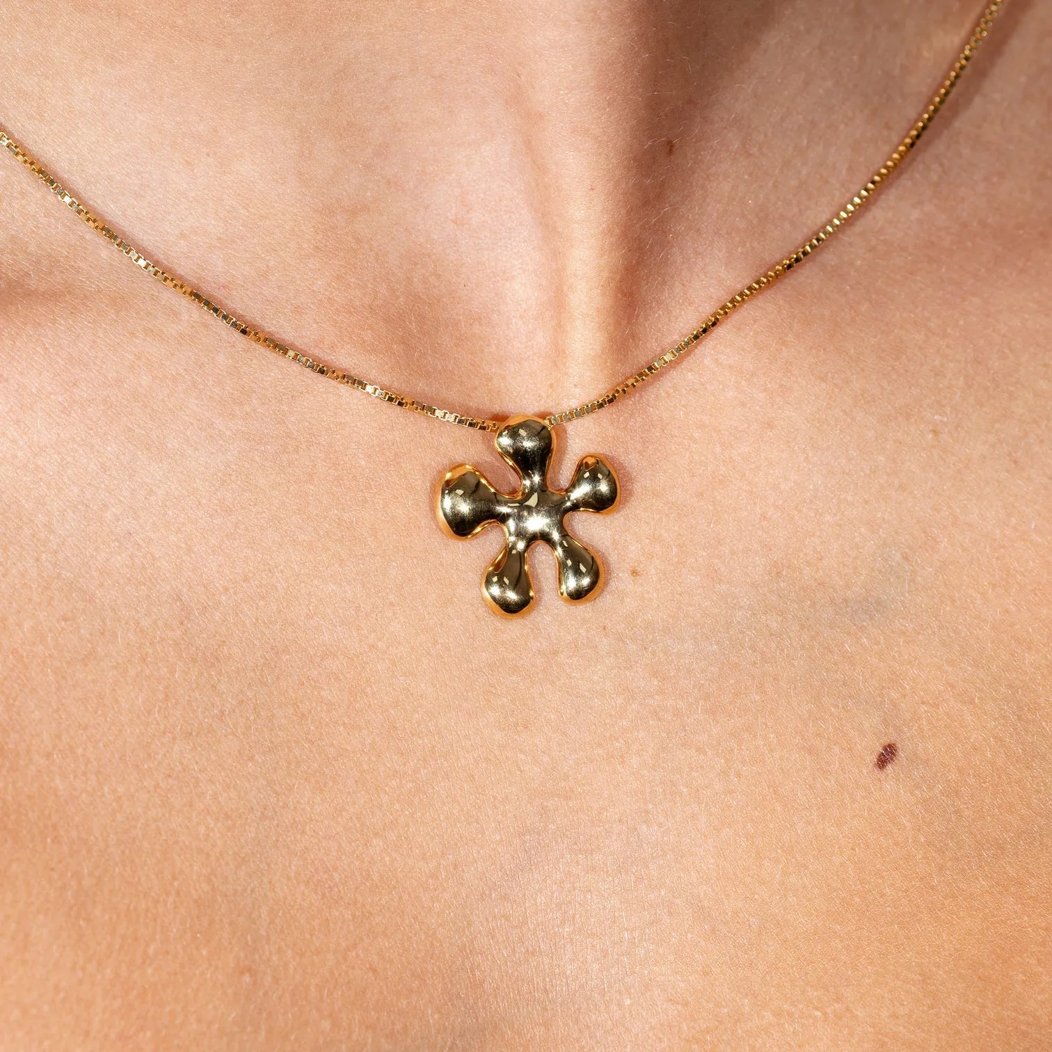 Splash Pendant in Gold Vermeil